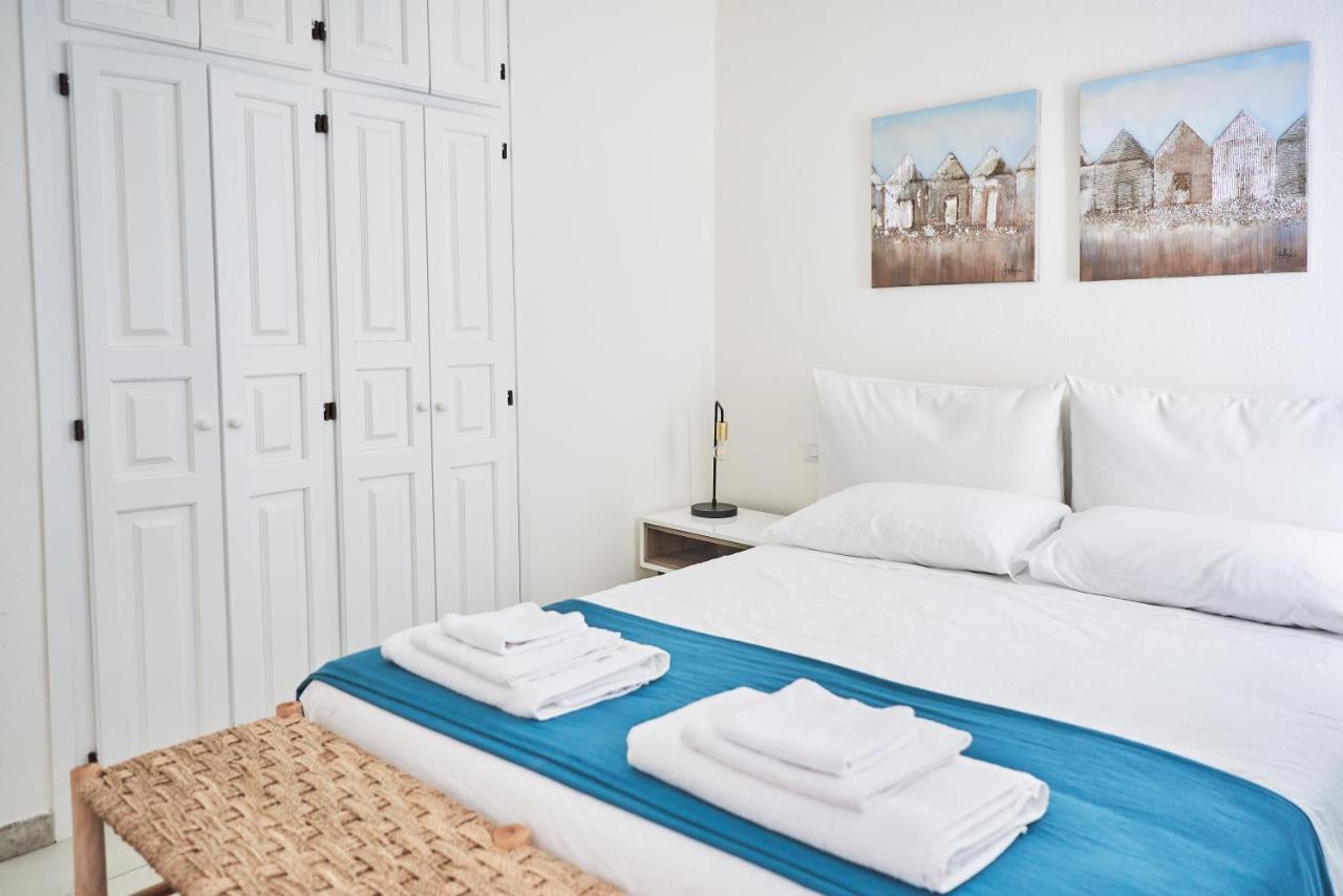 Seabay Aparthotel Golfo Aranci Exterior foto